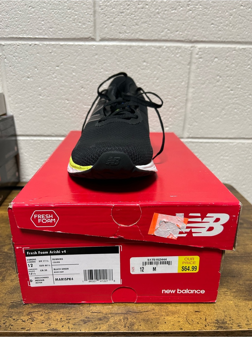 New Balance Black and Green Men's Fresh Foam Running Shoe